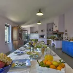 Willa Casalguidi By Posarellivillas *