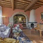 Casalguidi By Posarellivillas Willa
